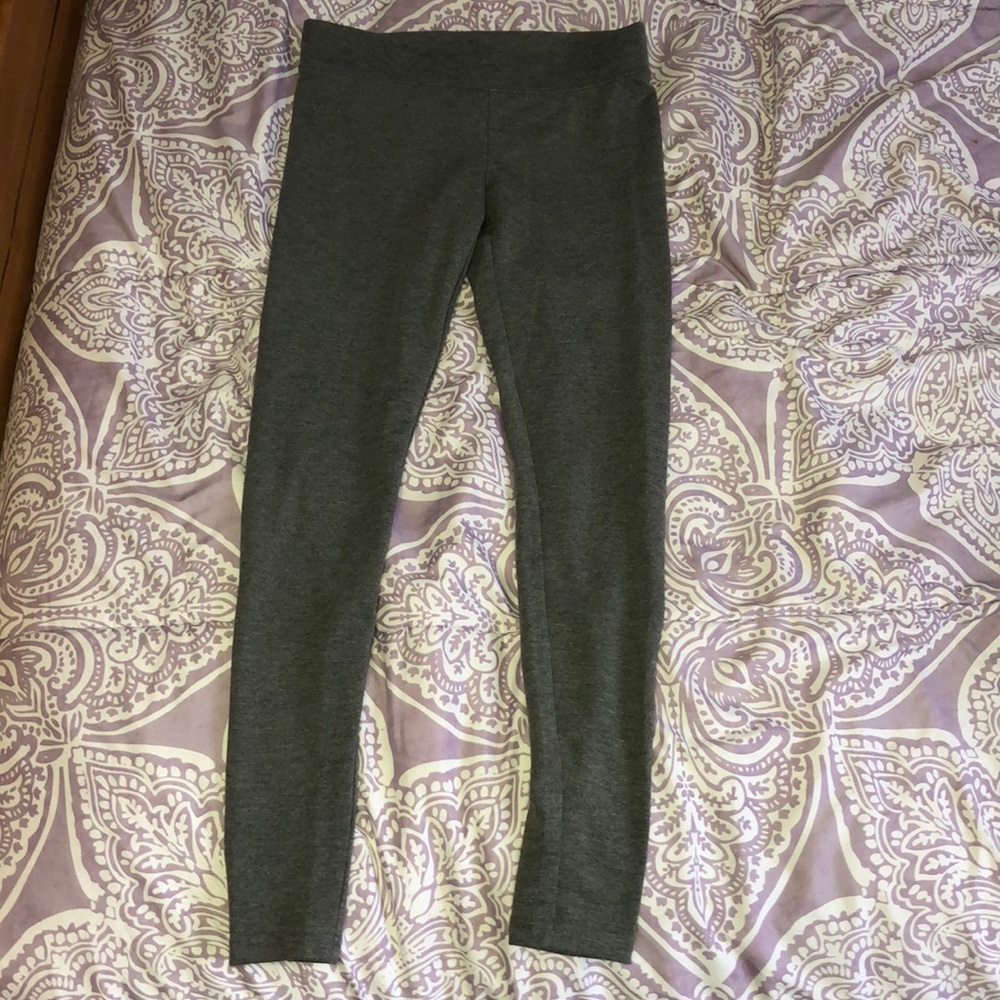 Grey leggings